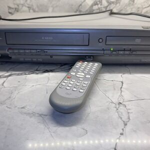 MAGNAVOX DVD/VCR COMBO MWD2205 VHS Player Tested Working Remote Control